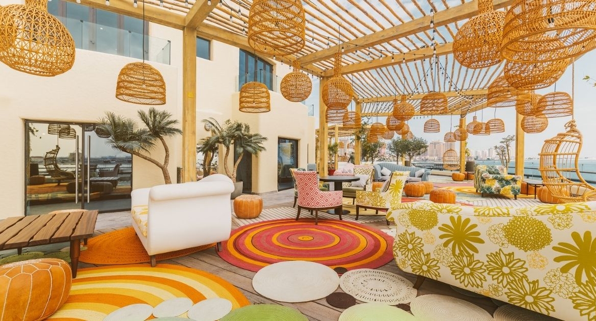 Inspirasi Interior Café Industrial untuk Menarik Anak Muda