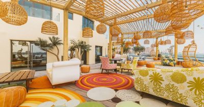 Desain Café Industrial Bohemian