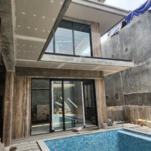 Proyek Pemasangan Aluminium dan Kaca
